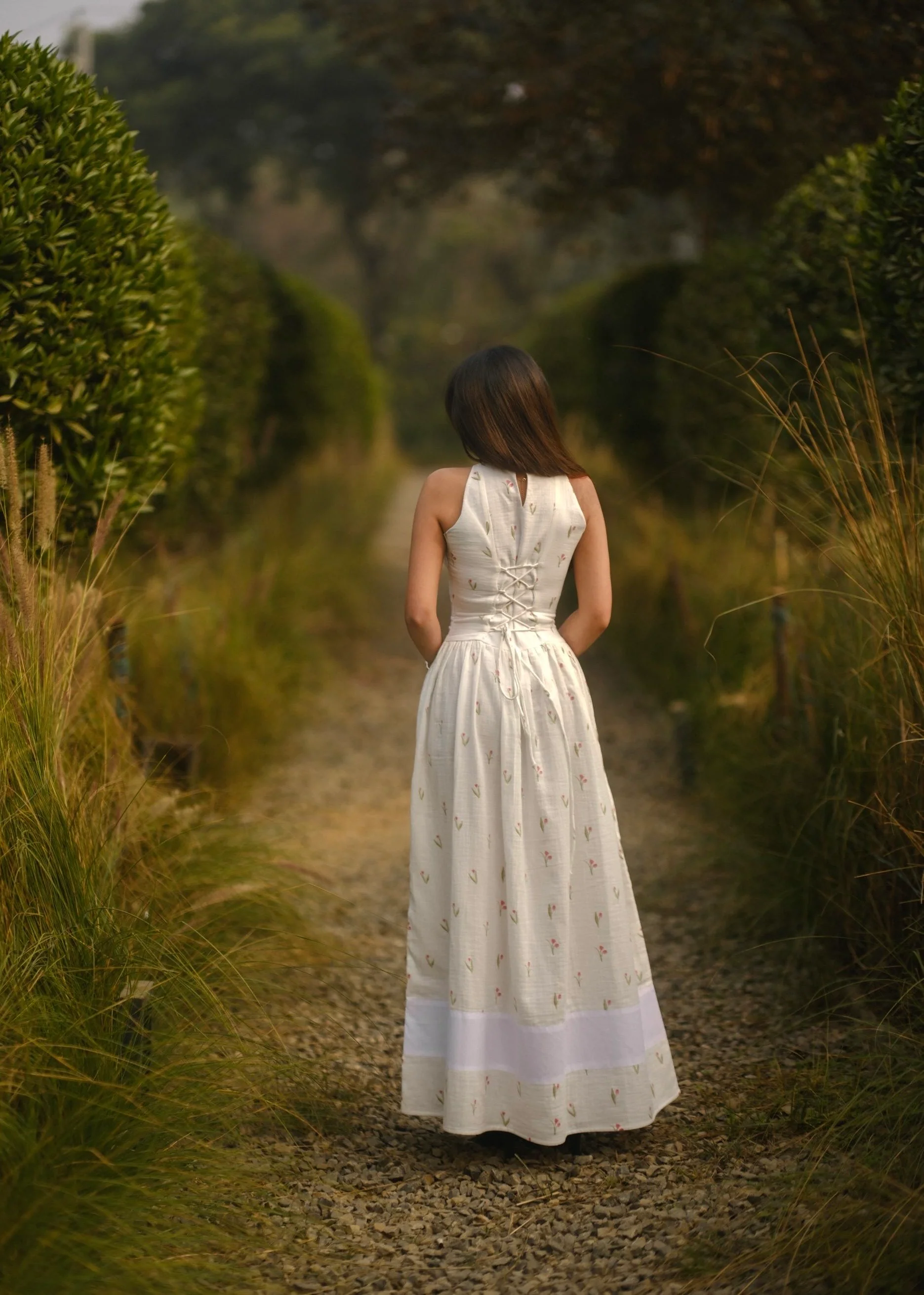 Tulip Lace Up Dress - Image 2